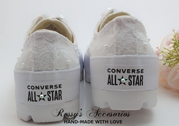 Converse women's tennis shoes top