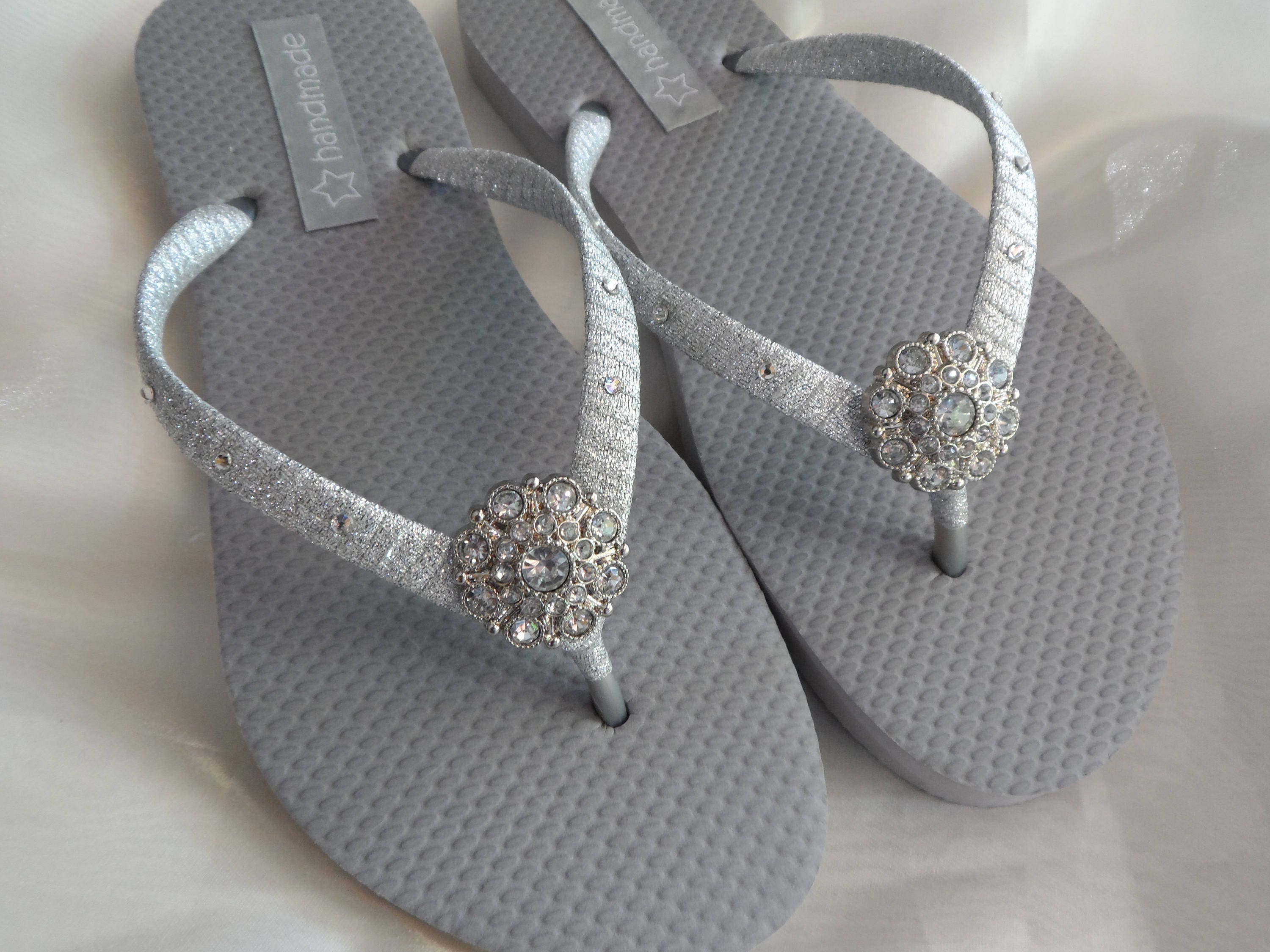 Silver Wedding Party Flip Flops / Bridal Shower flip flops / | Etsy