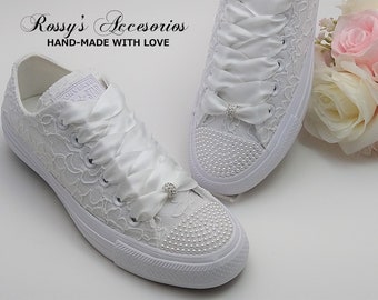 Mariage Converse / White Lace Converse / Wedding Lace Converse / Converse pour la mariée /Bridal Converse / Wedding Converse Shoes.