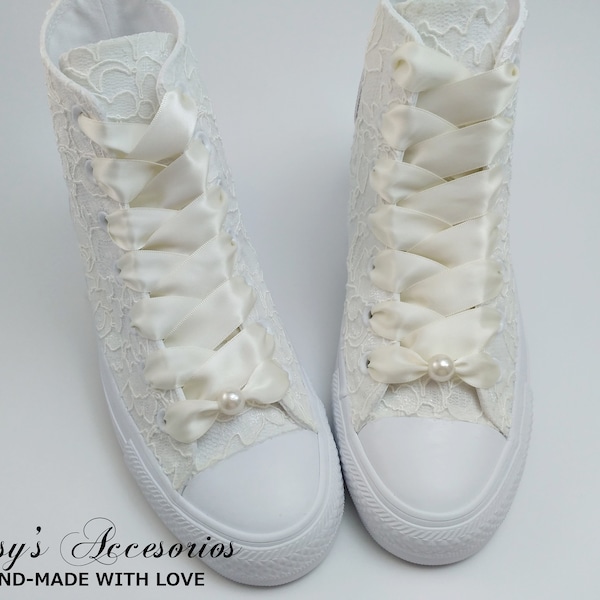 Ivory  Lace High Top Converse  / Women's High Top Converse/ Wedding Lace Converse / Pearls Converse  / High Top Wedding Sneakers For Bride