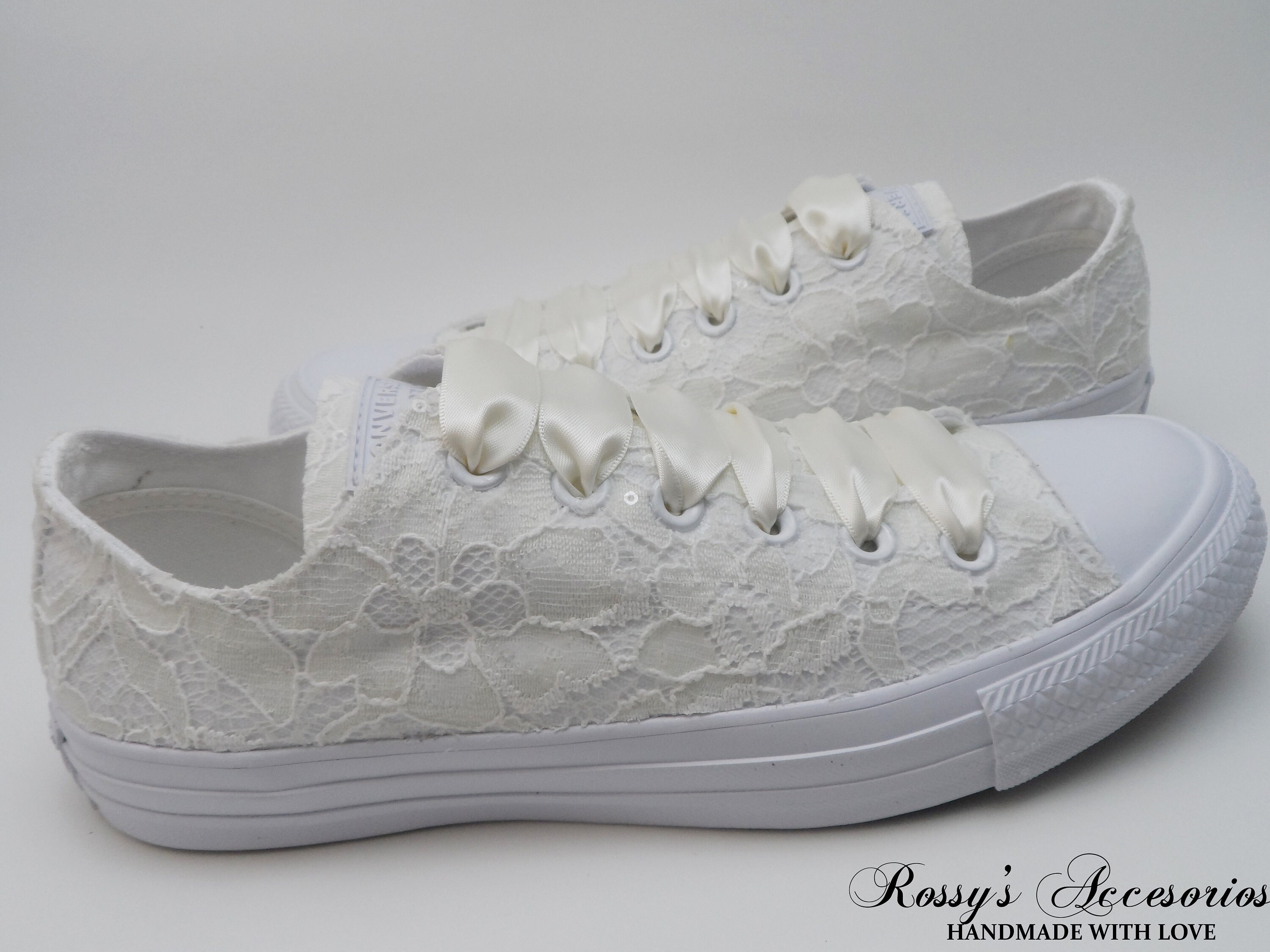 converse dentelle