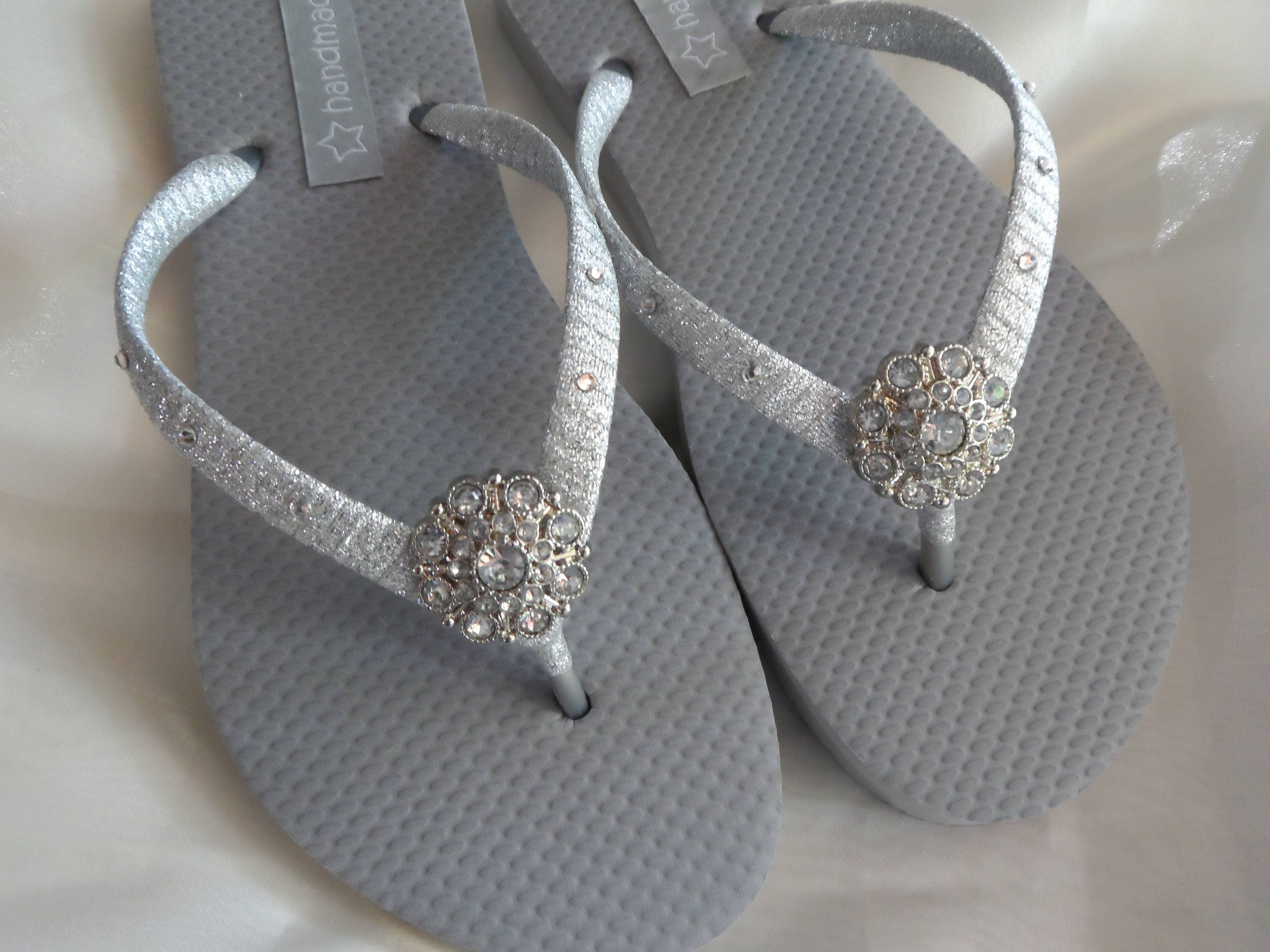 Silver Wedding Party Flip Flops / Bridal Shower flip flops / | Etsy