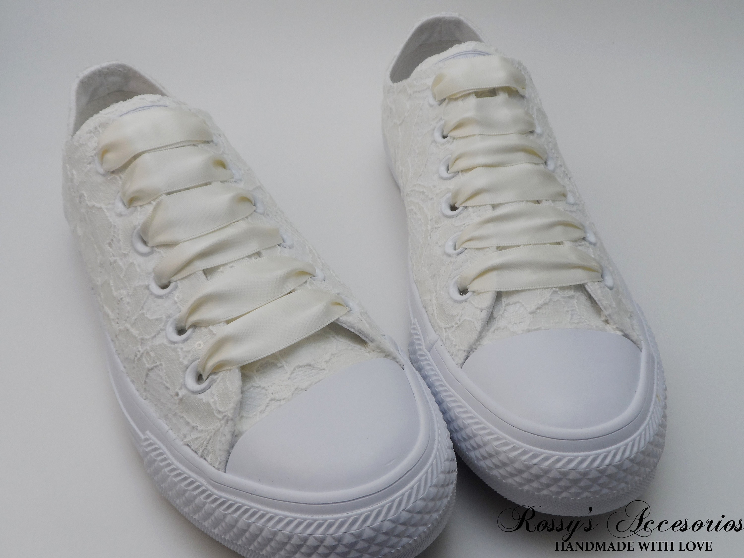 converse dentelle