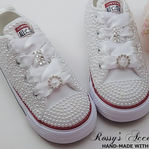 Girls shops White pearls and Rhinestone Converse / White Canvas Pearls Converse / All Star Chuck Taylor For Baby Toddler Littler and Big Girls