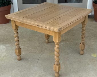 Mesa de comedor antigua inglesa de roble con alas abatibles / Acabado en roble natural restaurado / Mesa extensible con diseño de espiral / Mesa de comedor de estilo rústico europeo