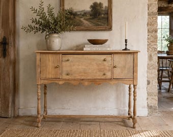 Consola aparador de granja antigua / Armario con ensamblaje de cola de milano tallado a mano / Aparador de cocina rústico / Mesa de entrada de estilo campestre europeo