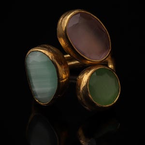 Rosewater and Sage Ring, Artisan Ring, 22K Gold-Plated Ring, Multi Stone Ring, Maximalist Jewelry, Cottagecore Ring, Bold Ring bild 3