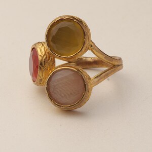 Vintage Style Ring, Cat Eye Ring, Witchy Ring, Ornate Ring, Claret and Chalk Ring, 22K Gold-Plated Ring, Statement Ring afbeelding 9
