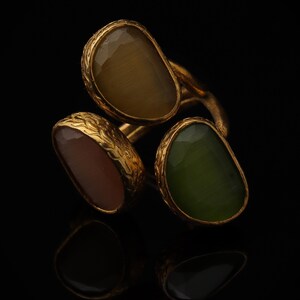 Green and Purple Statement Ring, 22K Gold-Plated Adjustable Fit immagine 4