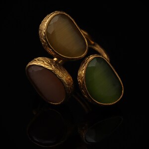 Green and Purple Statement Ring, 22K Gold-Plated Adjustable Fit immagine 3