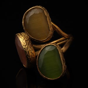 Green and Purple Statement Ring, 22K Gold-Plated Adjustable Fit immagine 5