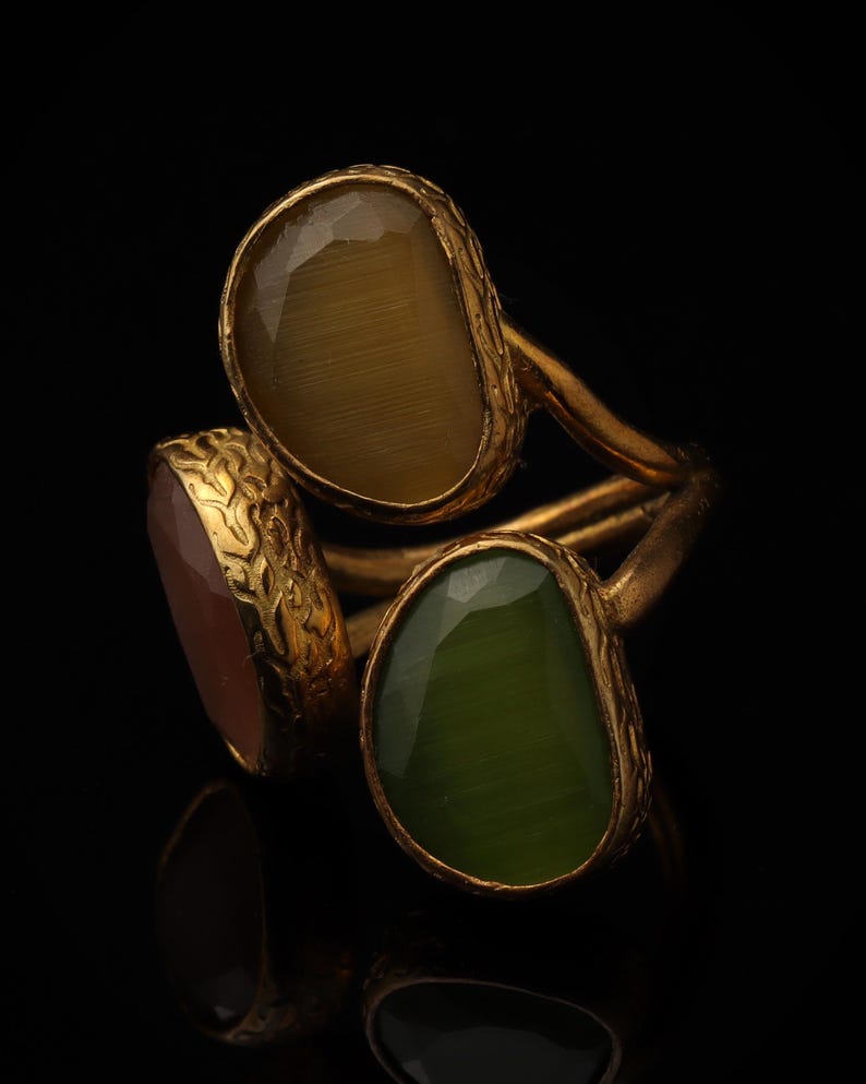 Green and Purple Statement Ring, 22K Gold-Plated Adjustable Fit immagine 5