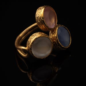 Pink and Grey Art Deco Ring, 22K Gold-Plated Adjustable Piece 画像 2