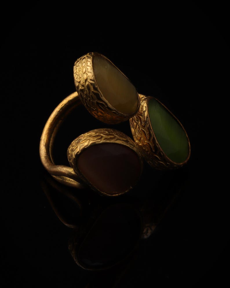 Green and Purple Statement Ring, 22K Gold-Plated Adjustable Fit immagine 2