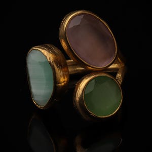 Rosewater and Sage Ring, Artisan Ring, 22K Gold-Plated Ring, Multi Stone Ring, Maximalist Jewelry, Cottagecore Ring, Bold Ring bild 4