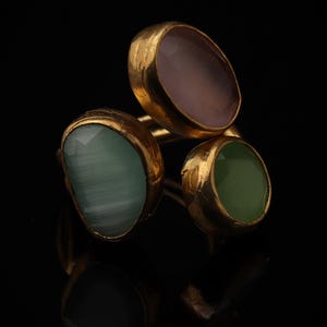 Rosewater and Sage Ring, Artisan Ring, 22K Gold-Plated Ring, Multi Stone Ring, Maximalist Jewelry, Cottagecore Ring, Bold Ring bild 1