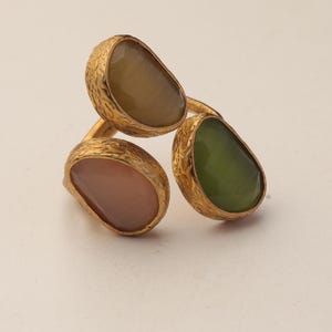 Green and Purple Statement Ring, 22K Gold-Plated Adjustable Fit immagine 7