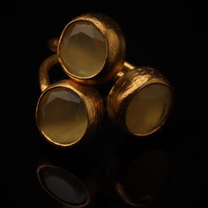 22K Gold-Plated Three Stone Ring, Cottagecore Ring, Whimsical Ring, Unique Ring, Ochre and Umber Ring, Colorful Ring image 3