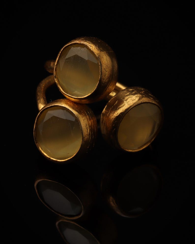 22K Gold-Plated Three Stone Ring, Cottagecore Ring, Whimsical Ring, Unique Ring, Ochre and Umber Ring, Colorful Ring image 3