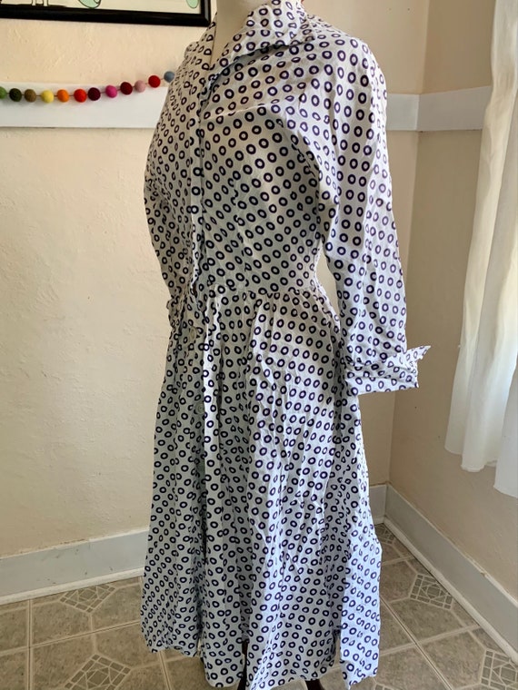1950's Vintage Cotton Day Dress// Delightful Dots… - image 3