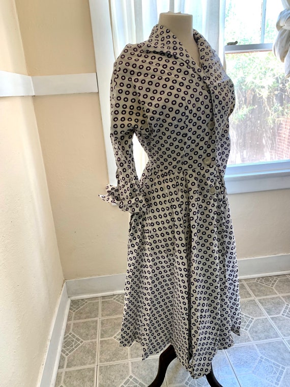 1950's Vintage Cotton Day Dress// Delightful Dots… - image 4