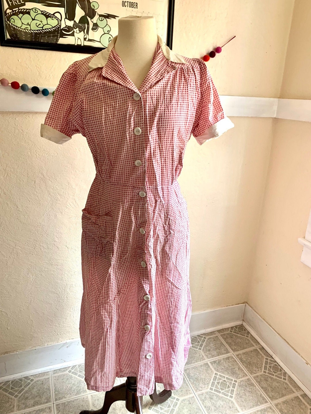 1930's Vintage Cotton House Red Gingham Dress//30s