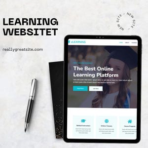 Op de afbeelding: Een tablet met een e-learning website met de tekst "The Best Online Learning Platform". Een pen en een zwart notitieboek liggen naast de tablet. De website-URL is reallygreatsite.com.
