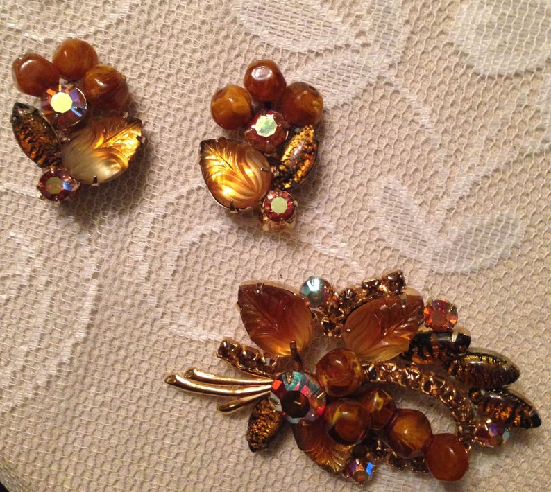 Gorgeous Large Vintage Weiss Brooch Earrings Set ~ Topaz Amber Gold Foil Rhinestones ~ Signed