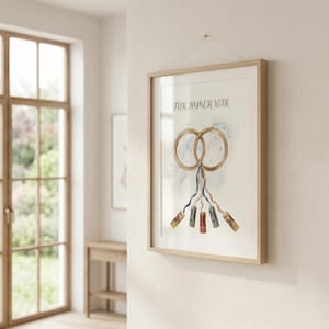 Può includere: Un set di tre tazze in ceramica con finitura opaca e macchiettata. Le tazze sono nei toni del crema, grigio chiaro e grigio scuro. Ogni tazza ha un design semplice e minimalista e un manico arrotondato.