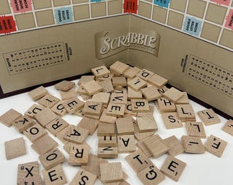 Płytki do Scrabble, elementy alfabetu.