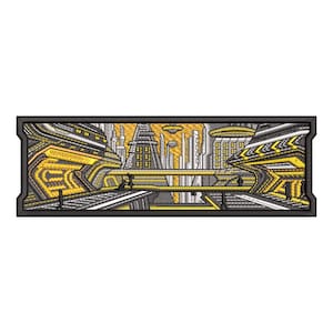 Puede incluir: Parche bordado con un paisaje urbano futurista en tonos amarillos, grises y negros. El diseño incluye edificios estilizados, formas geométricas y un borde negro. El parche es rectangular y parece estar bordado a máquina.