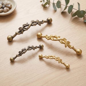 Vintage Leaf Vine Cabinet Handles and Knobs Antique Floral Drawer Pulls Elegant Furniture Hardware Kitchen Wardrobe Cupboard Handles Set