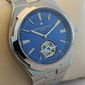 Refurbished Vacheron Constantin Overseas Automatic Blue Dial Full Stainless Steel Working Men's Wristwatch image 2