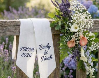 Banda bordada para ramo de pareja de graduación, banda con nombre para graduación, cinta con monograma personalizado, graduación, boda, regreso a casa, lazo de cinta personalizado