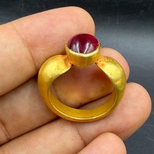 Seltener alter antiker 20K echter Pyu-Periode Gold-Rubinring Unikat