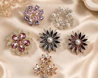 Broche de flor de cristal de lujo, elegante broche de solapa con corona de perlas, joyería vintage con ramo de diamantes de imitación, regalo del Día de la Madre para ella.