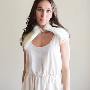 Ivory feather wedding shawl collar image 2