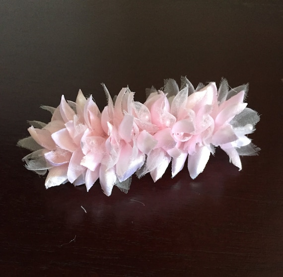 Light pink flower hair clip deals
