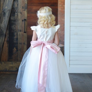 The Eynhallow Flower Girl Dress, first communion dress 画像 4