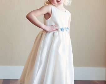 Forget-me-not: Flower girl dress, bridesmaid dress for wedding in cotton, silk or satin