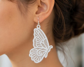 Pendientes de encaje con forma de mariposa: Diseño de bordado independiente (Descarga instantánea)