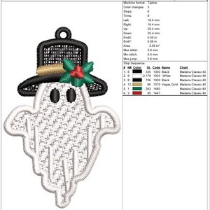 Puede incluir: Una hoja de producci&oacute;n digital para un dise&ntilde;o de bordado titulado Ghost Ornament with Christmas HatHolly. El dise&ntilde;o muestra un fantasma blanco con un sombrero de copa negro con una banda dorada, hojas de acebo verdes y bayas rojas, de 5,08 cm de alto.