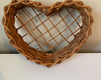 Vintage gewebtes Herz Korb-Wand-Dekor