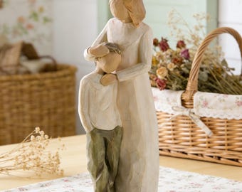 Figura de resina de madre e hijo en Willow Tree / Escultura pintada a mano / Regalo para el Día de la Madre / Decoración del hogar