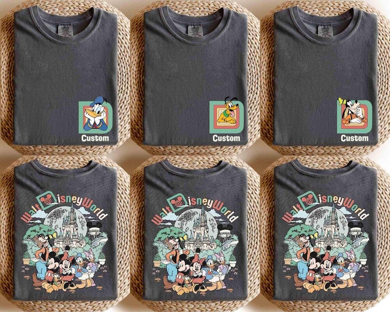 Custom Retro Walt Disneyland World 2 Sides Shirt, Custom Name Disneyland 2026 Shirt, Mickey And Friends Shirt, Personalized Disneyland Tee afbeelding 1