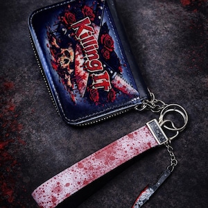 Horror Skull Roses Wristlet Wallet – "Killing It" Themed Accessory