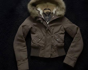 Chaqueta bomber vintage con capucha de piel Y2K color caqui
