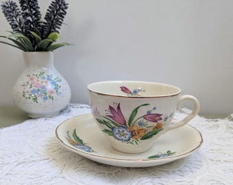Vintage Floral Teacup and Saucer, Mismatched Tea Cup Set, Cottagecore Tea Cup, English Style China, Shabby Chic Tea Set