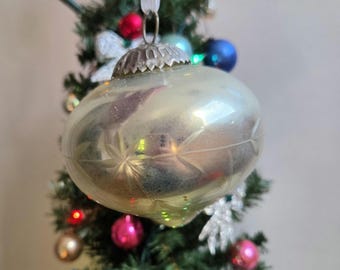 Vintage Silver Glass Christmas Ornament – Etched Floral Teardrop