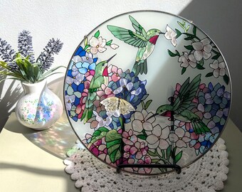 Acchiappasole vintage con colibrì in stile vetrata, decorazione floreale da appendere alla finestra, decorazione murale in stile cottagecore, pannello in vetro con ortensia, decorazione da giardino.